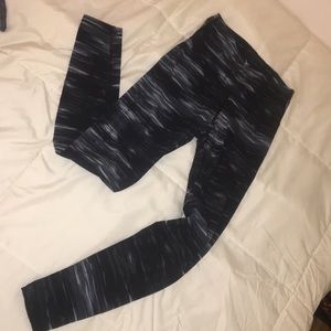 High-waisted Old Navy Active leggings
